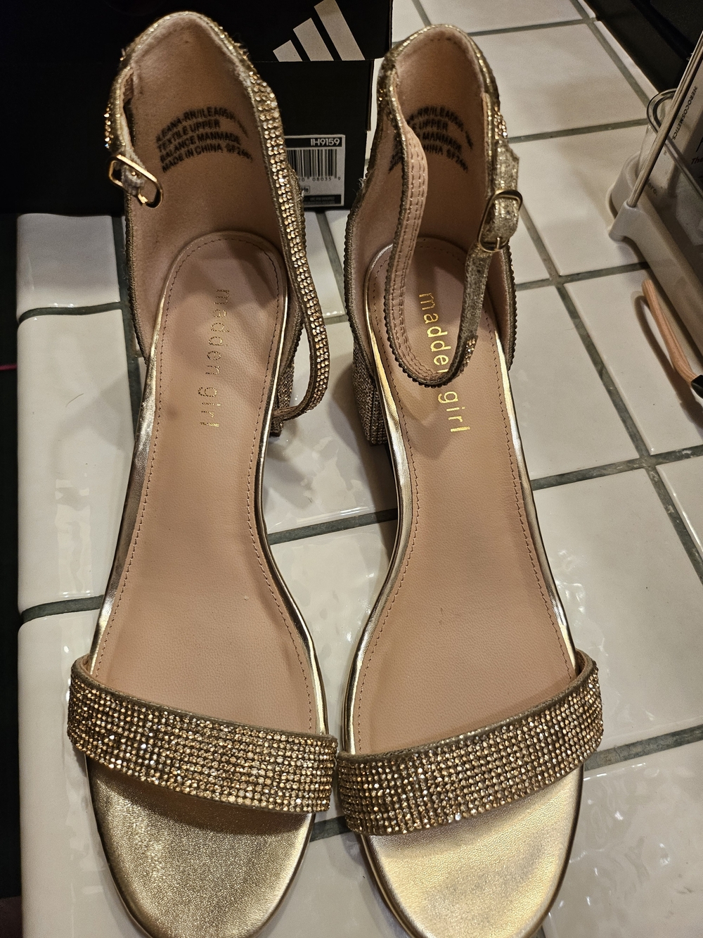 Madden Girl Gold Rhinestone Platform Sandals – Size 10 – NWOT